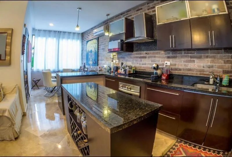 Casa vacanze Stunning 1 Bedroom 1 Bathroom Modern Condo Few Blocks To The Beach And 5Th Avenue Playa del Carmen