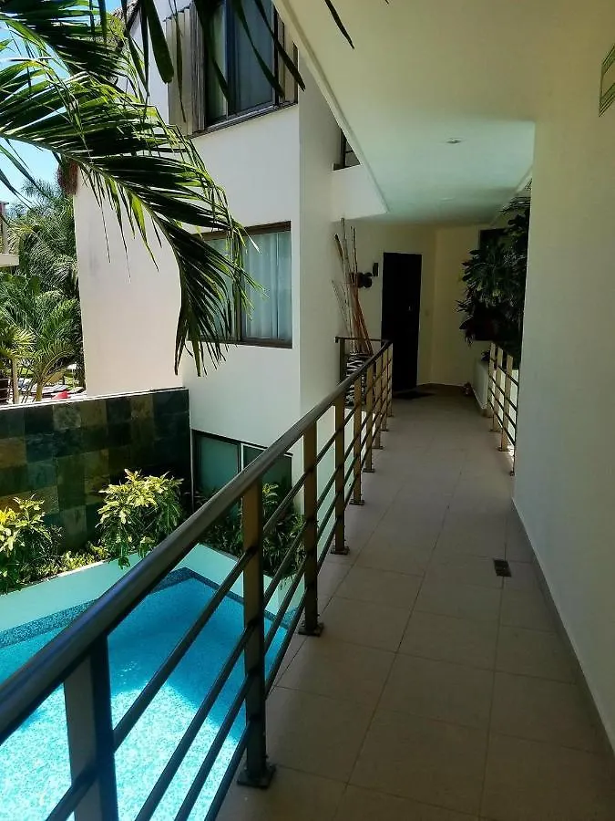 Stunning 1 Bedroom 1 Bathroom Modern Condo Few Blocks To The Beach And 5Th Avenue Playa del Carmen Casa vacanze